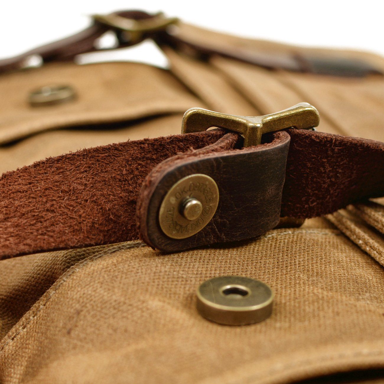 Auren | Vintage canvas schoudertas | Legergroen