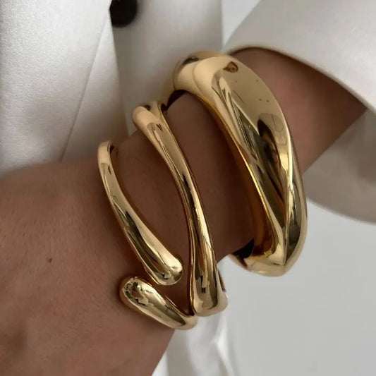 Ravien | Geometrische cuff armband met vintage flair | Zilver